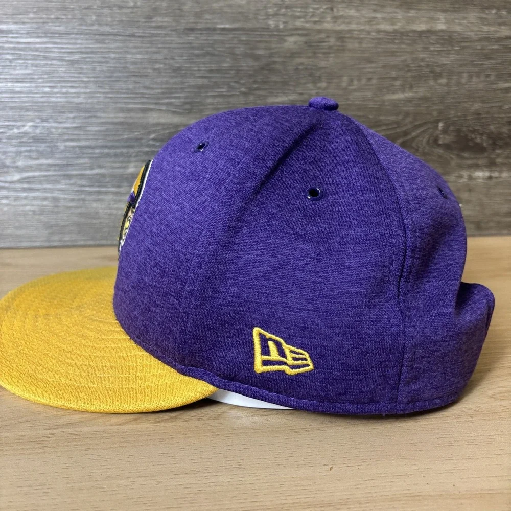 Minnesota Vikings Hat Cap Snap Back Purple Yellow NFL Football New Era Mens